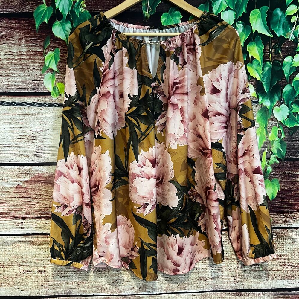 Chicos Floral Fields Blouse Size 2 Top Satin Gold Pink Long Sleeve Party Casual